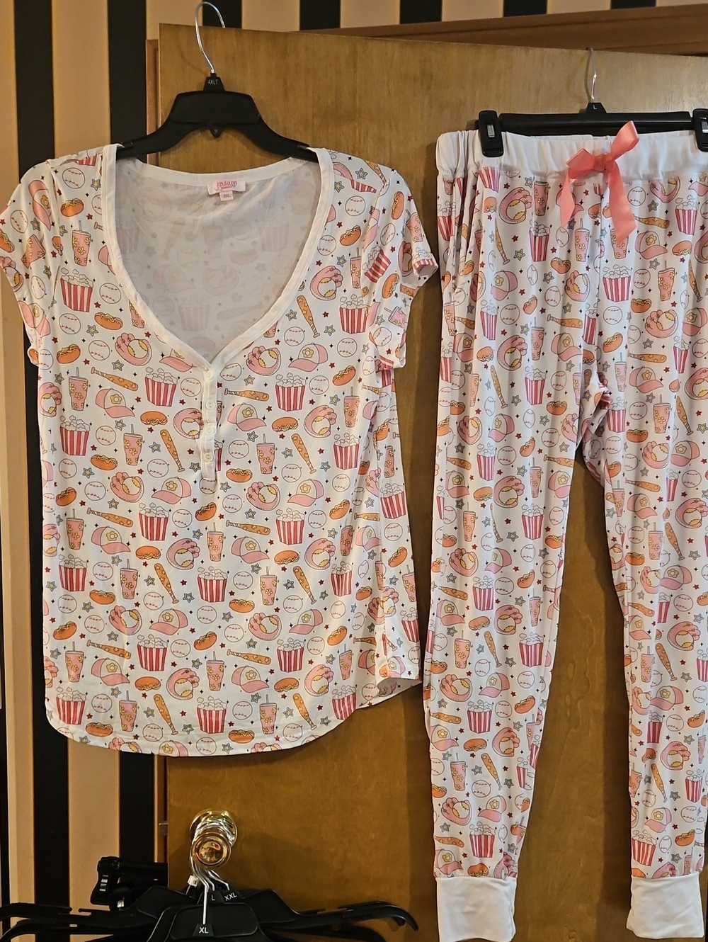 Womens' White & Pink Snack-Print Pajama Set